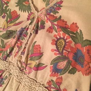 Great transitional piece to take you into summer